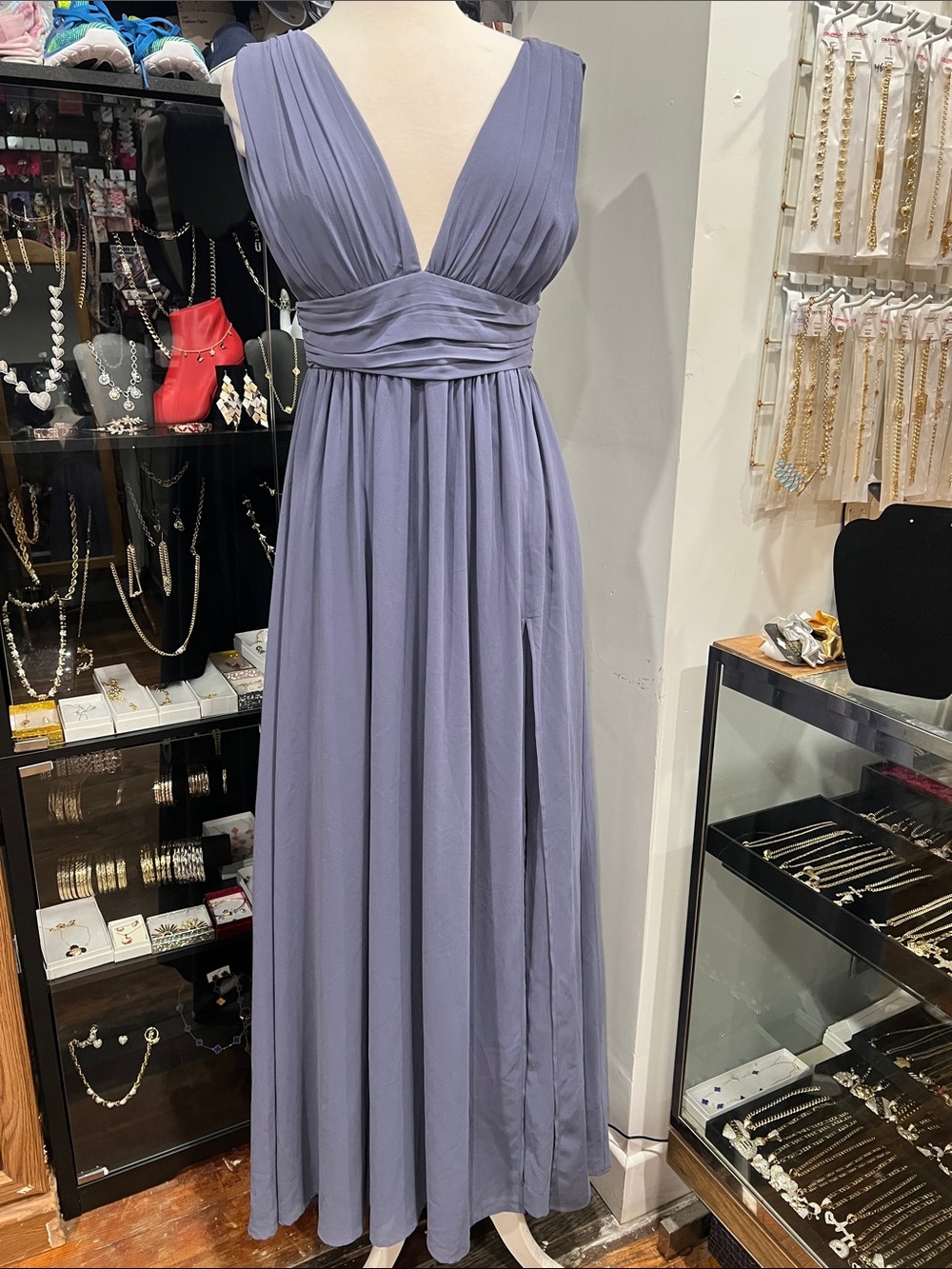 Lulu's Dusty Lavender V-Neck Pleated Maxi Dress